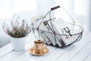 Niedrogie i ciekawe dekoracje, które odmienią domowe wnętrze